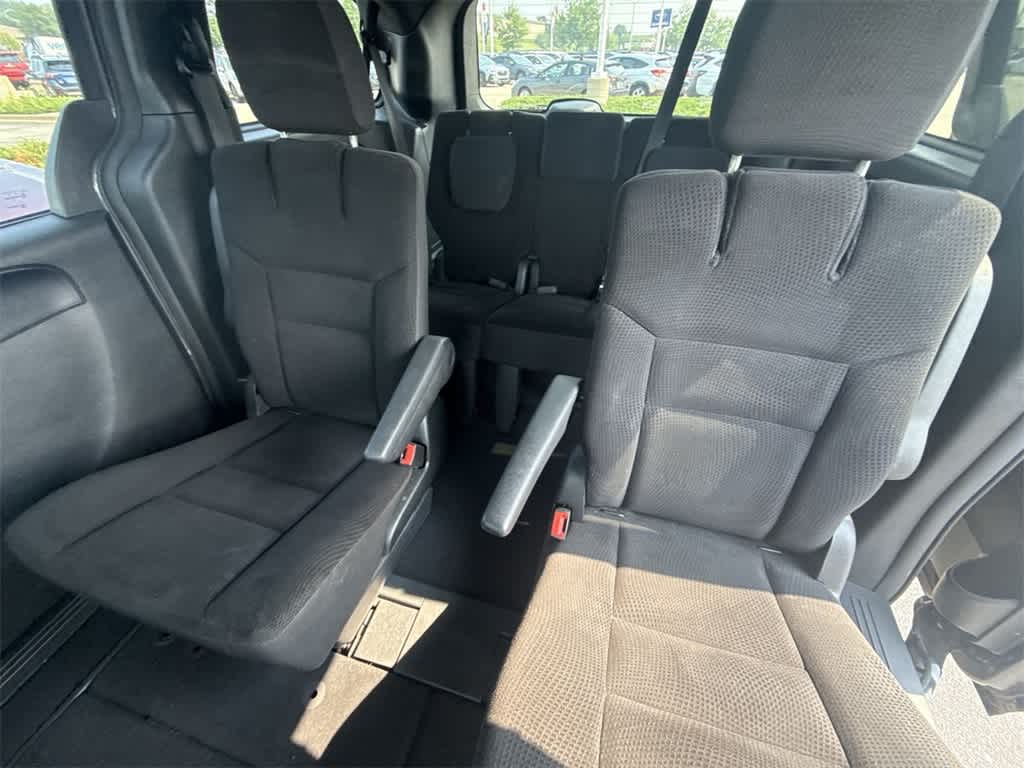 Thumbnail: 2018 Dodge Grand Caravan - 19