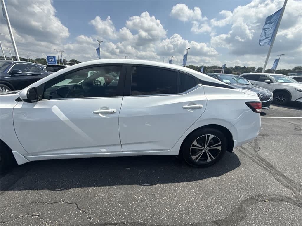 Thumbnail: 2022 Nissan Sentra - 4