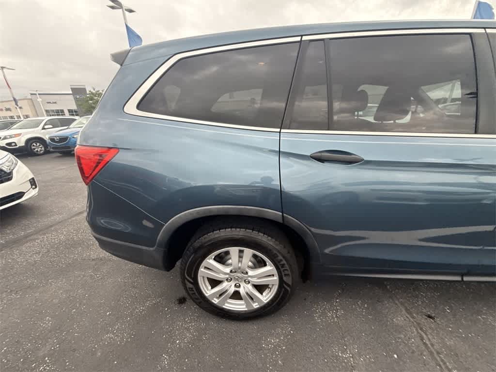 Thumbnail: 2016 Honda Pilot - 6