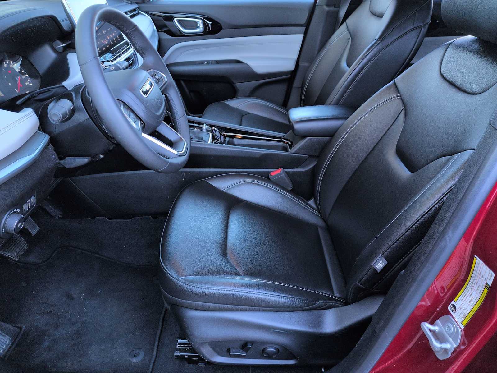 Thumbnail: 2025 Jeep Compass - 16