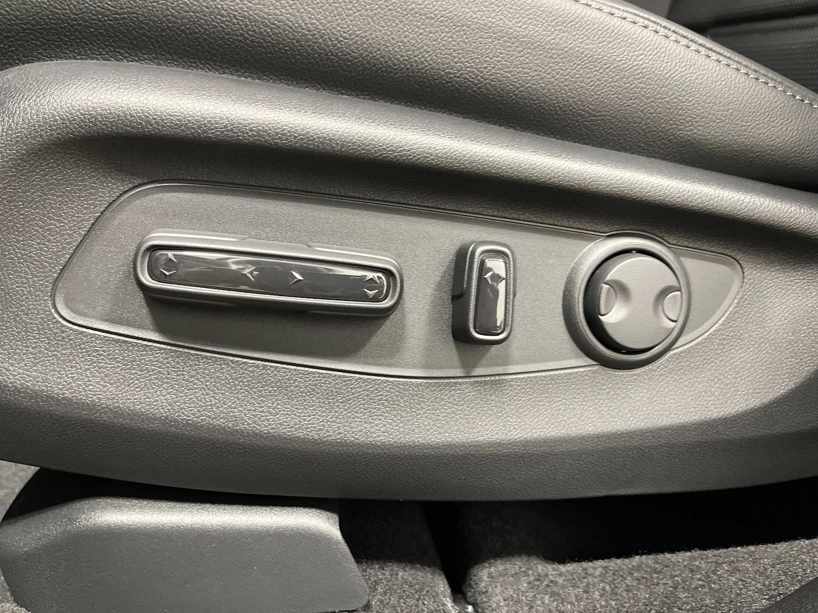 Thumbnail: 2026 Honda CR-V - 13