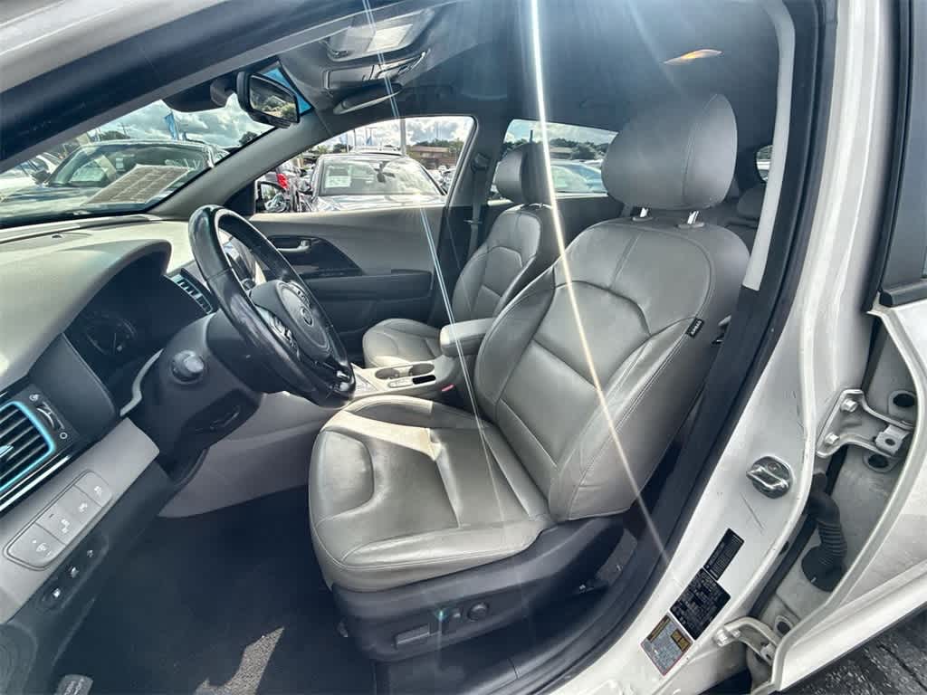 Thumbnail: 2019 Kia Niro - 15