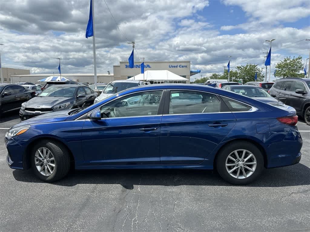 Used 2019 Hyundai Sonata SE with VIN 5NPE24AF6KH786922 for sale in Waukesha, WI