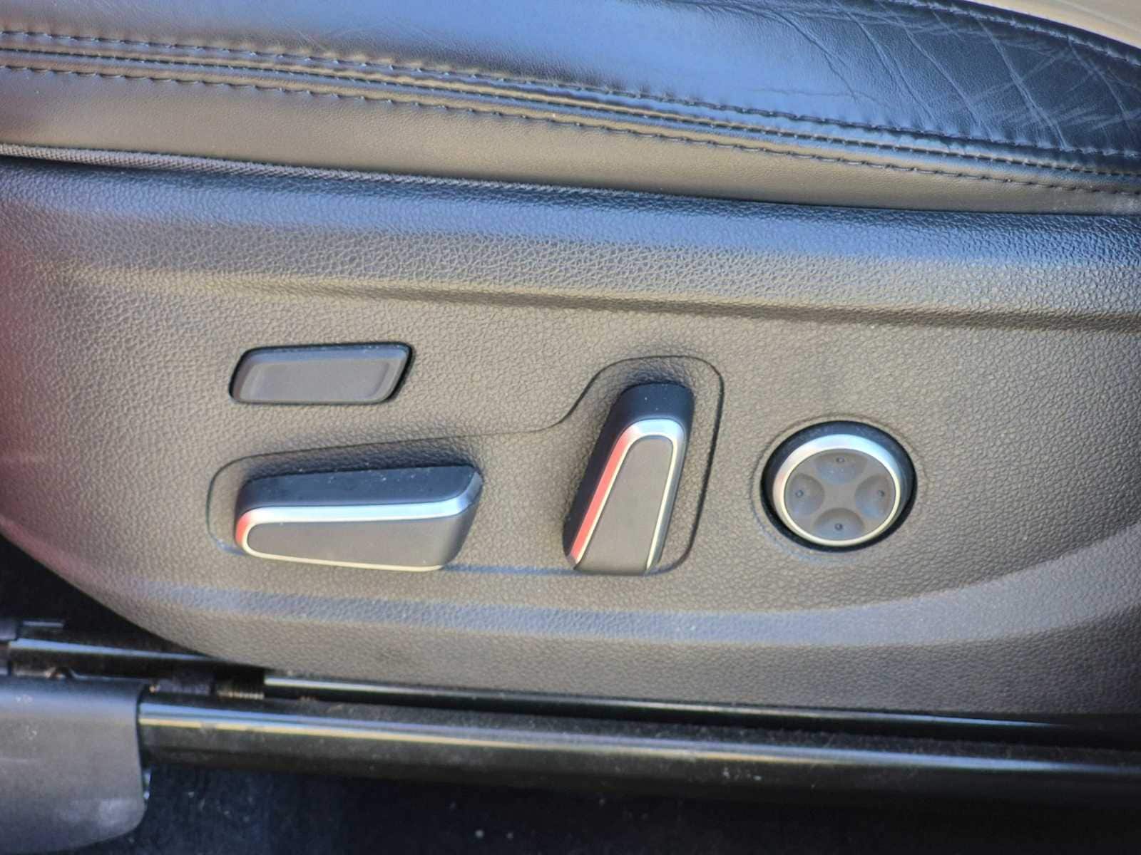 Thumbnail: 2021 Hyundai Santa Fe - 16