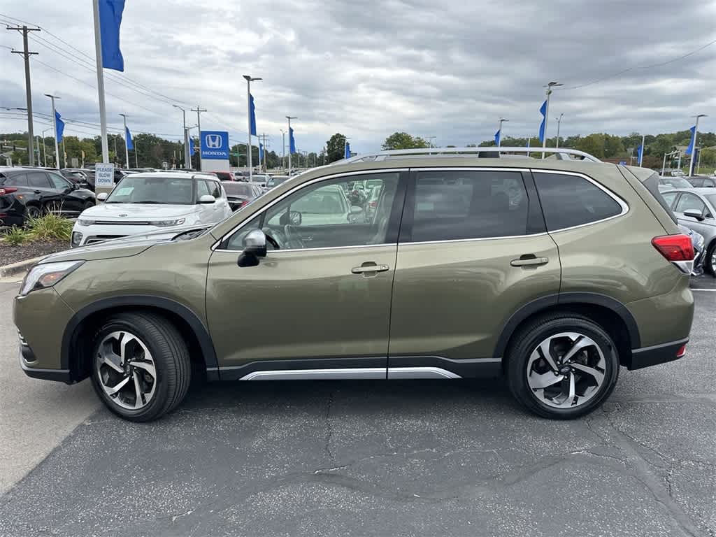 Used 2022 Subaru Forester Touring with VIN JF2SKARC0NH422821 for sale in Waukesha, WI