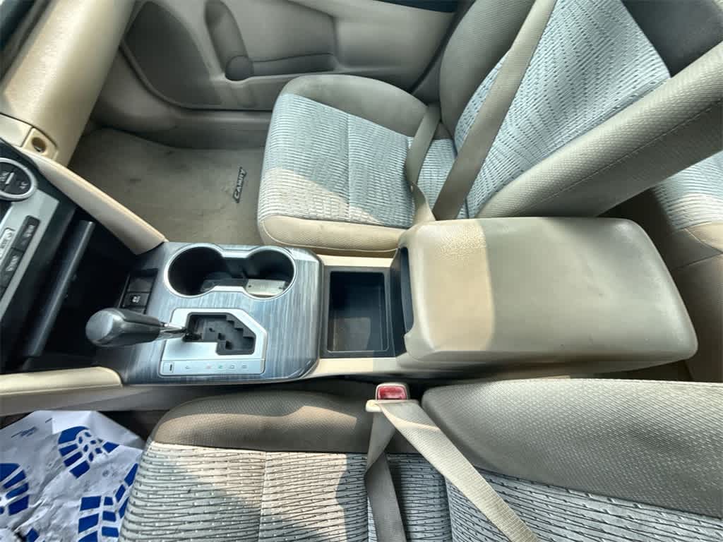 Thumbnail: 2012 Toyota Camry - 24