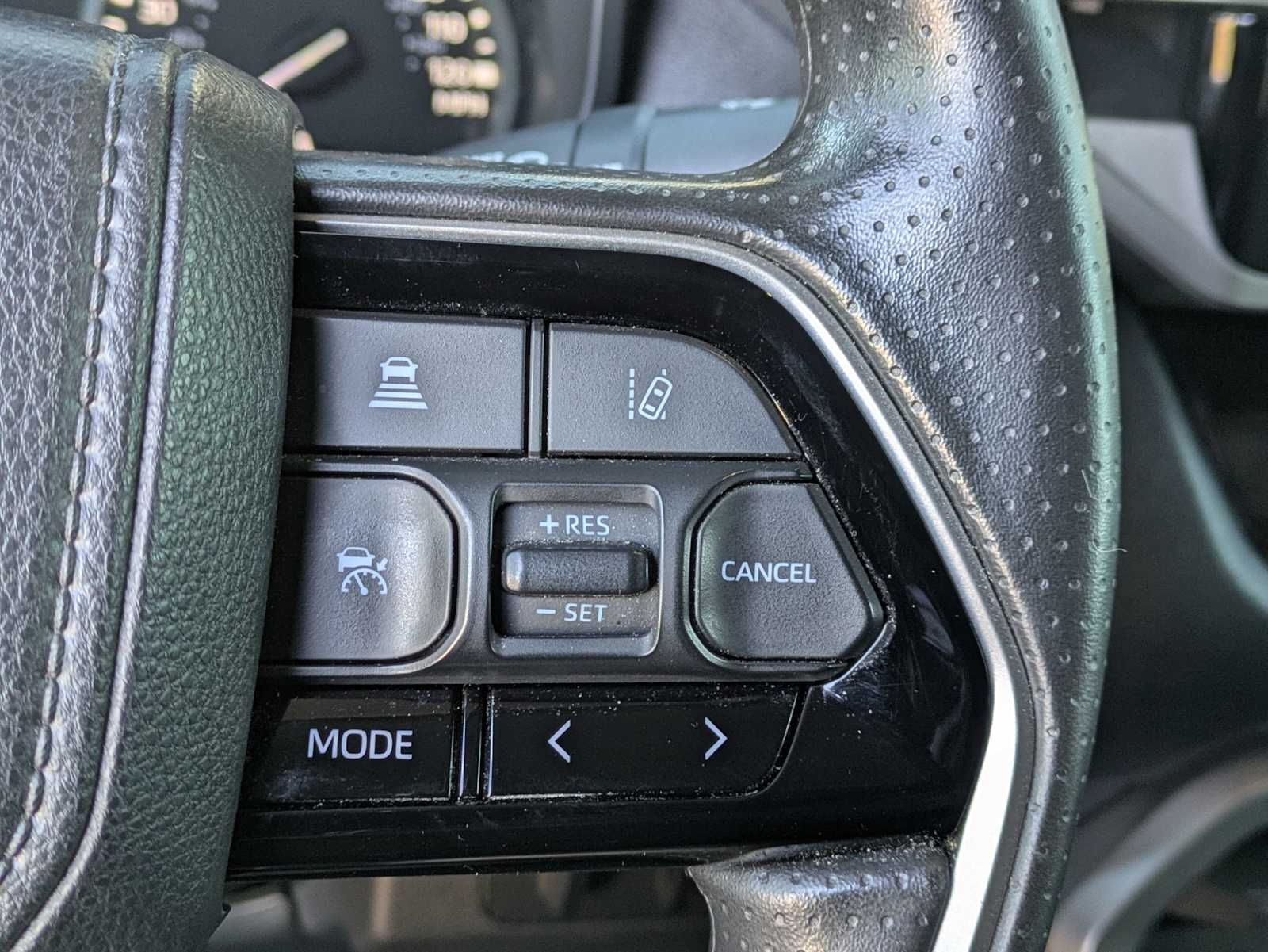 Thumbnail: 2023 Toyota Tundra - 22