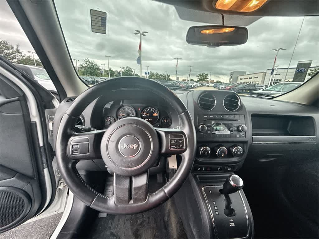 Thumbnail: 2016 Jeep Patriot - 14