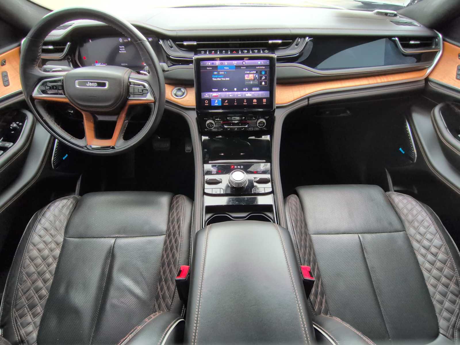 Thumbnail: 2023 Jeep Grand Cherokee - 13