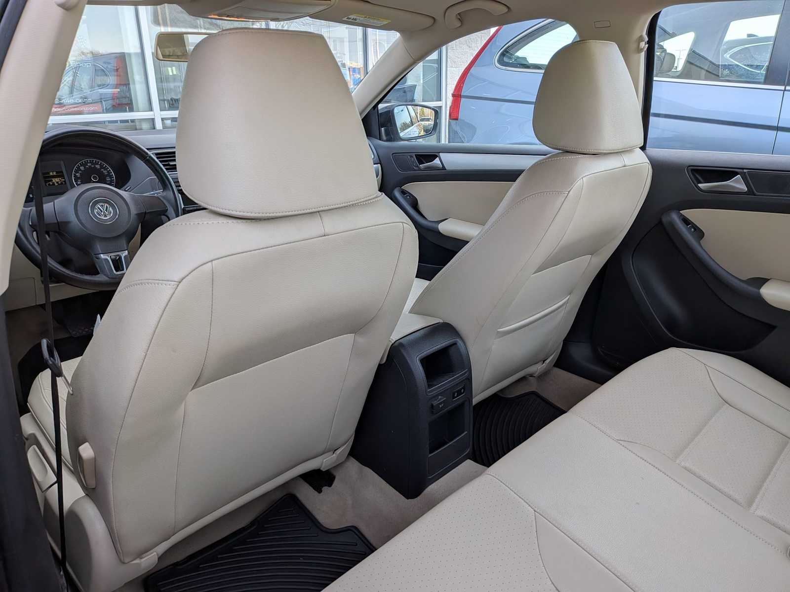 Thumbnail: 2013 Volkswagen Jetta - 16