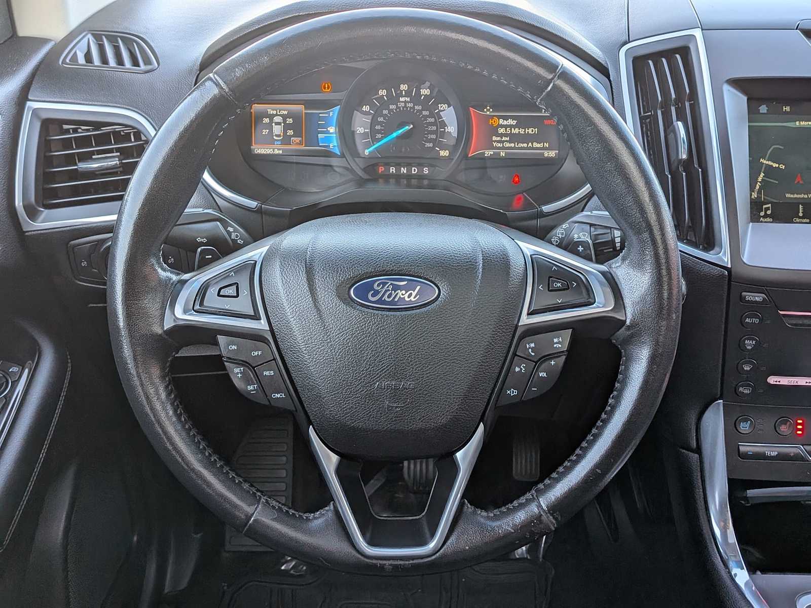 Thumbnail: 2016 Ford Edge - 23