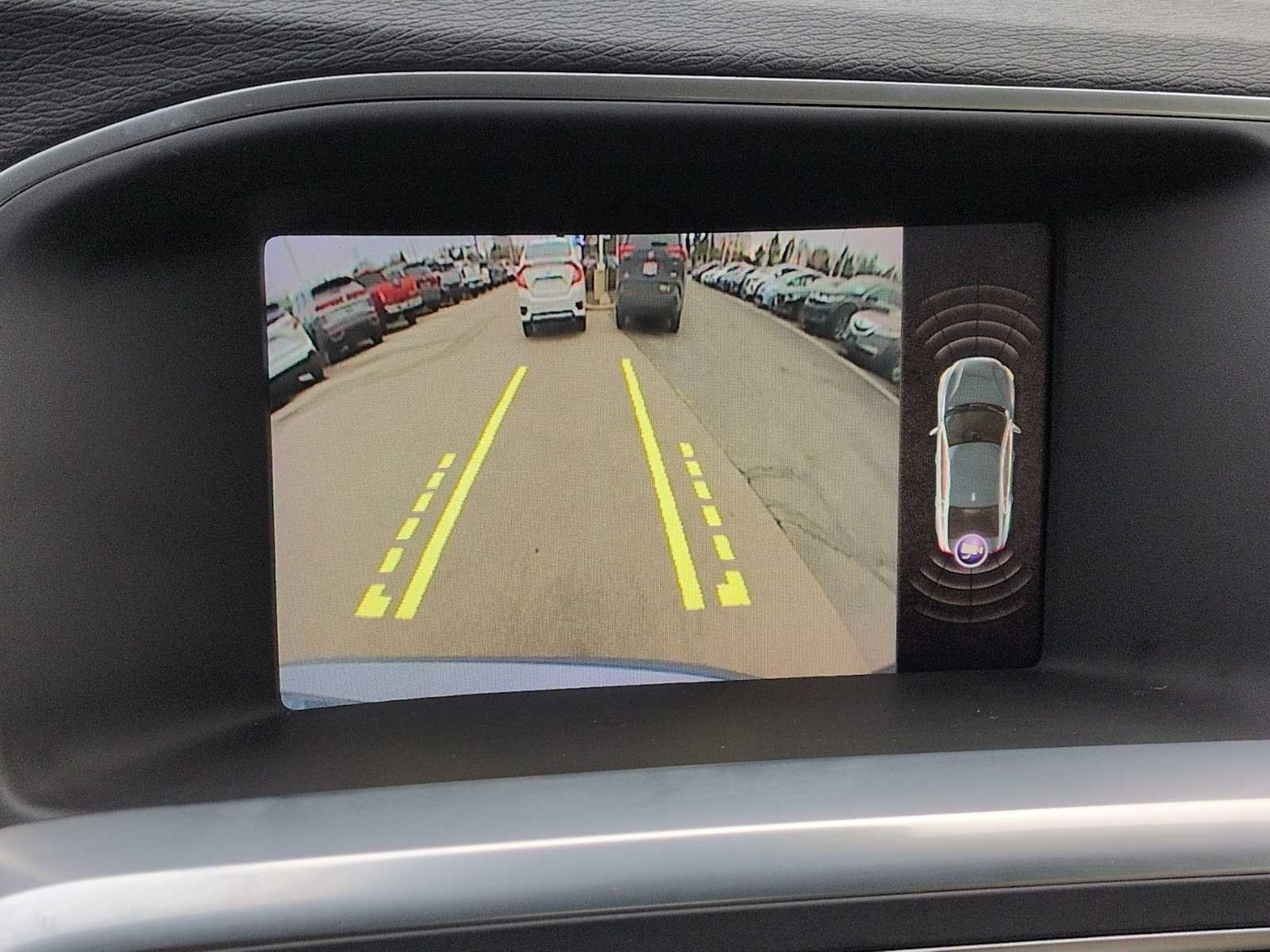 Thumbnail: 2017 Volvo S60 - 29