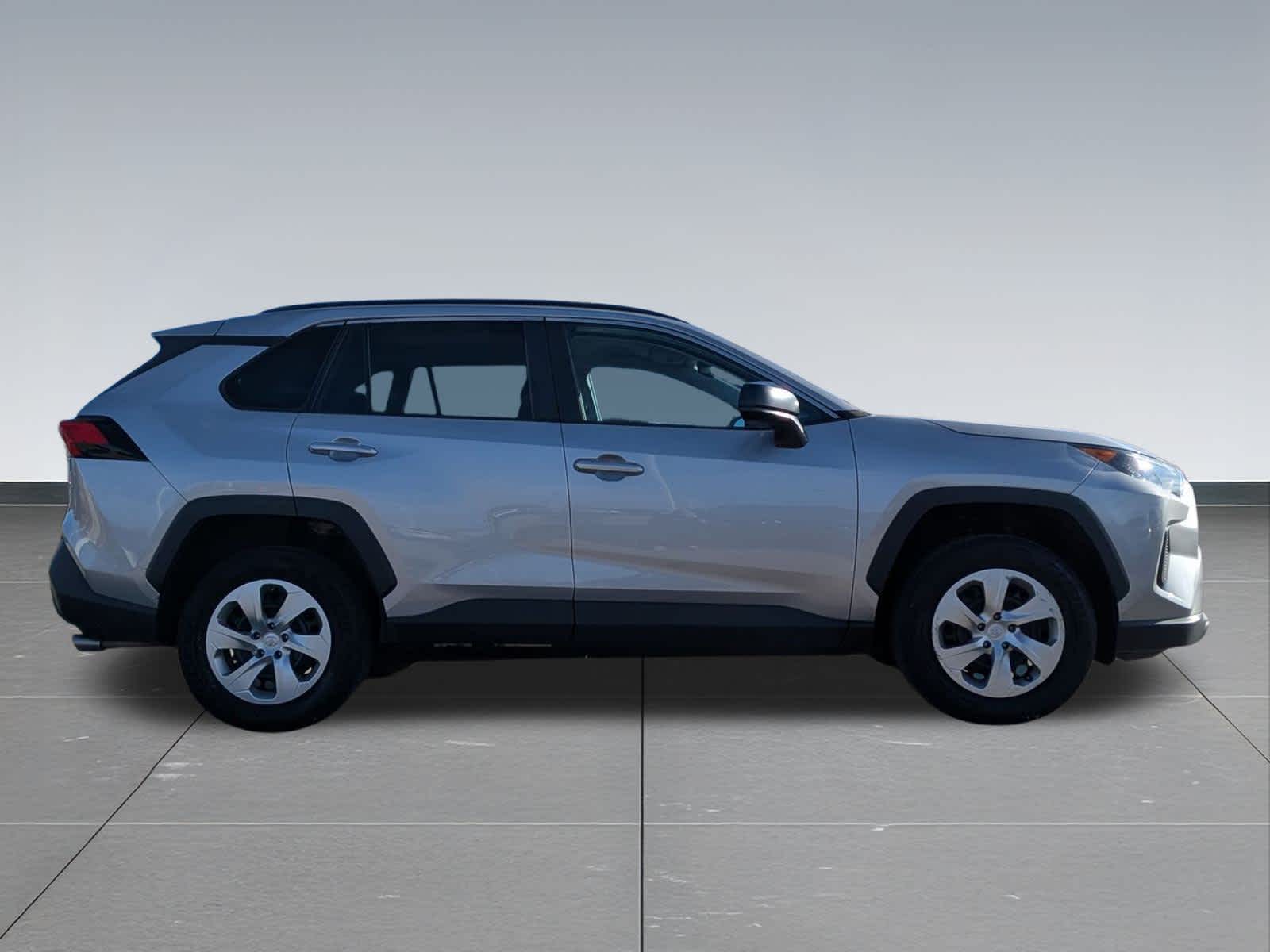 Thumbnail: 2019 Toyota RAV4 - 7