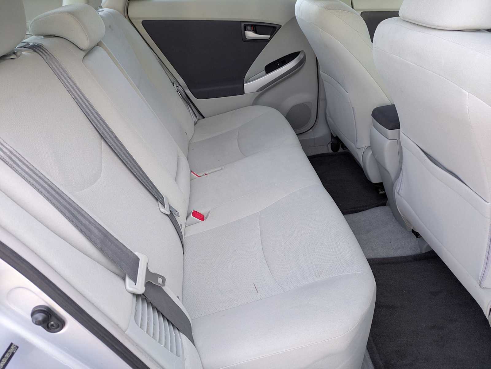 Thumbnail: 2011 Toyota Prius - 18