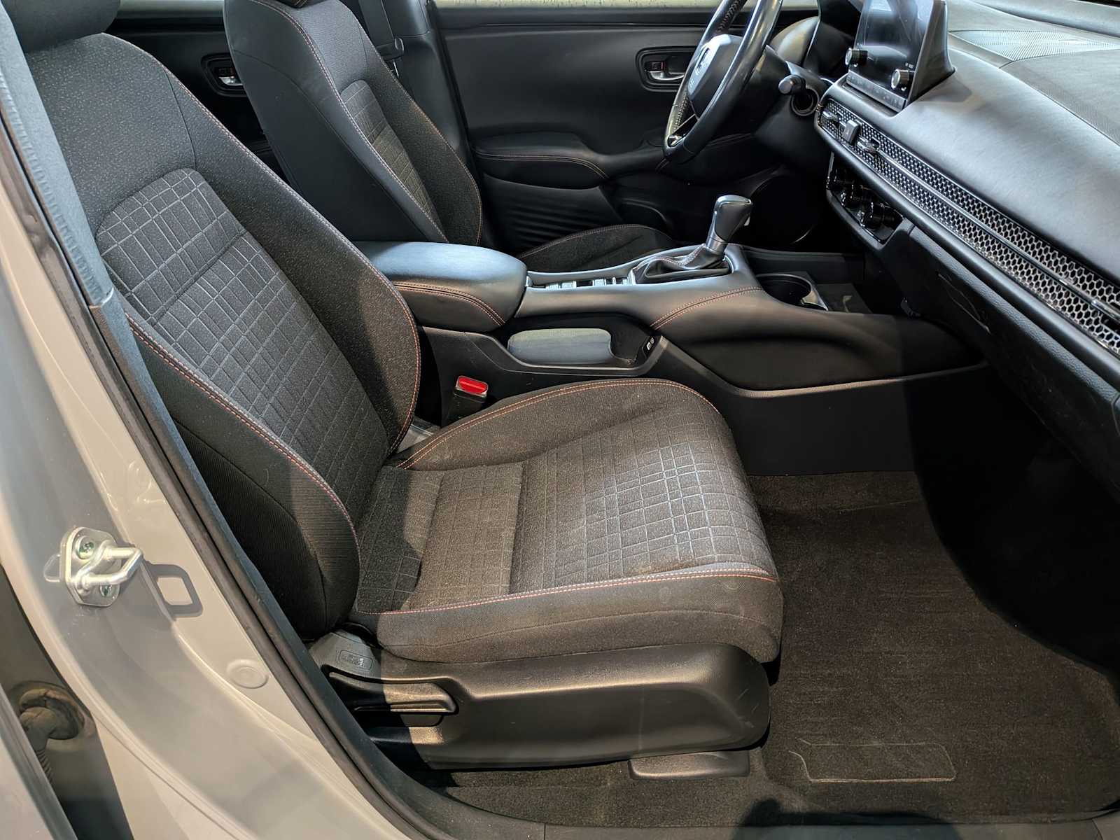 Thumbnail: 2023 Honda HR-V - 17