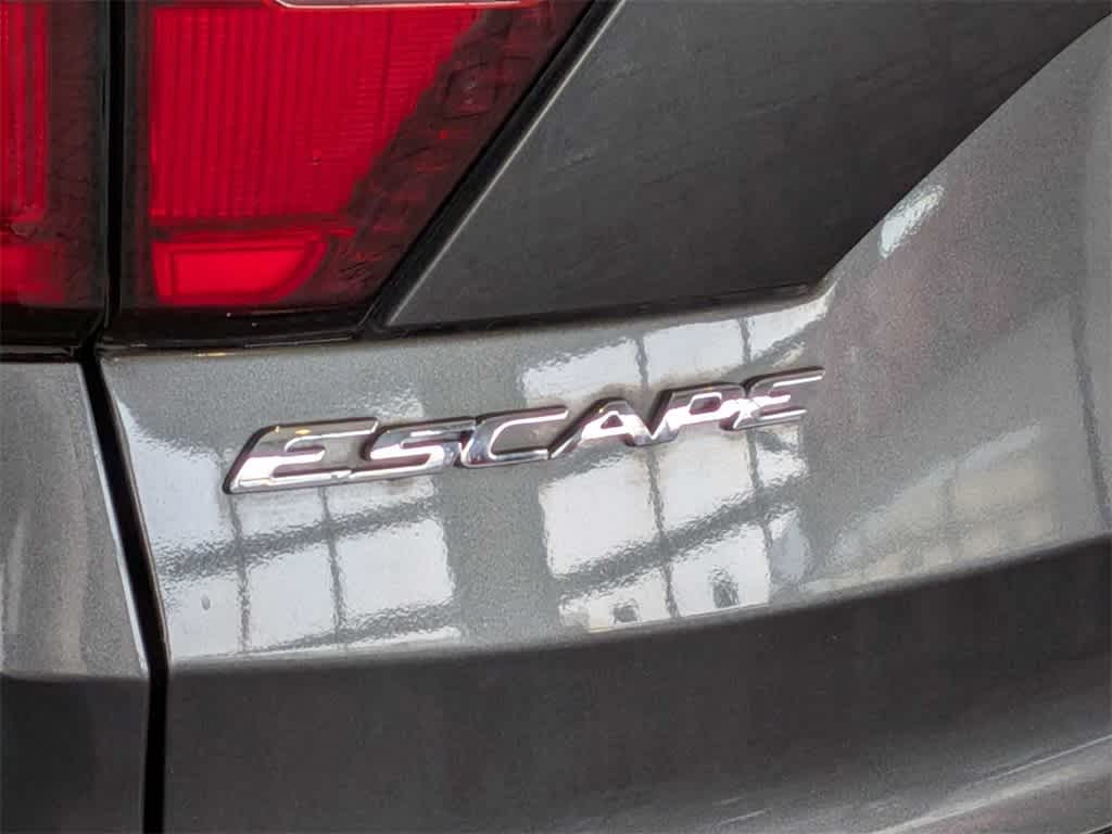 Thumbnail: 2019 Ford Escape - 12