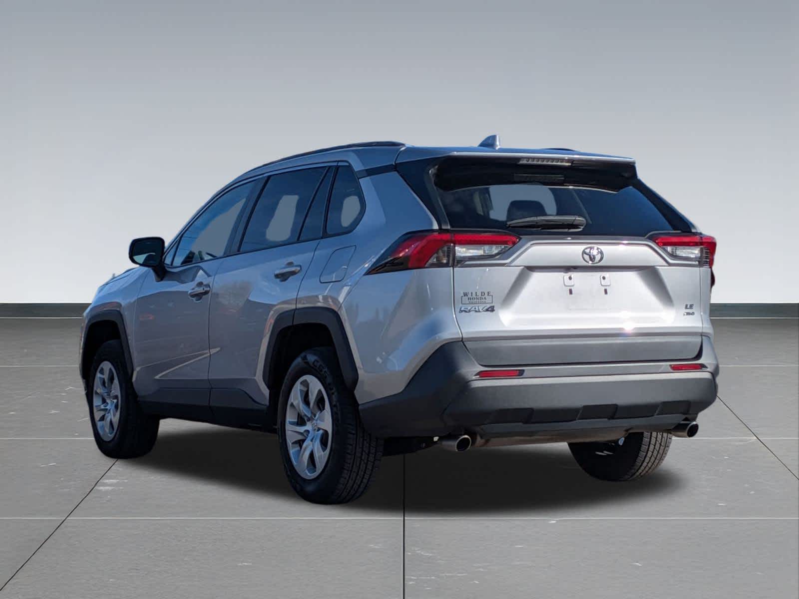 Thumbnail: 2019 Toyota RAV4 - 4