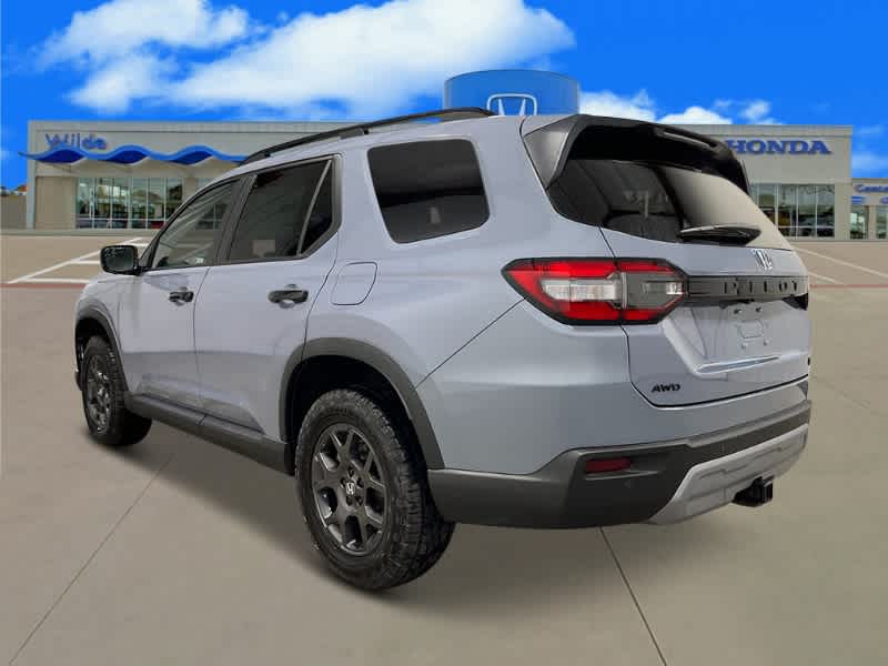 2025 Honda Pilot TrailSport 2