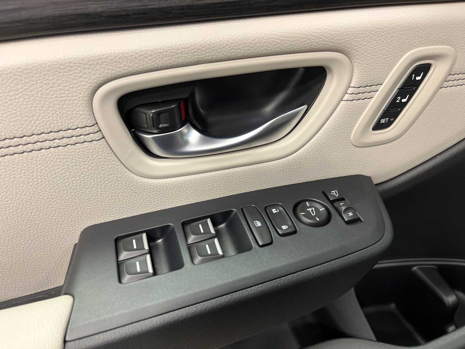 Thumbnail: 2026 Honda Pilot - 10