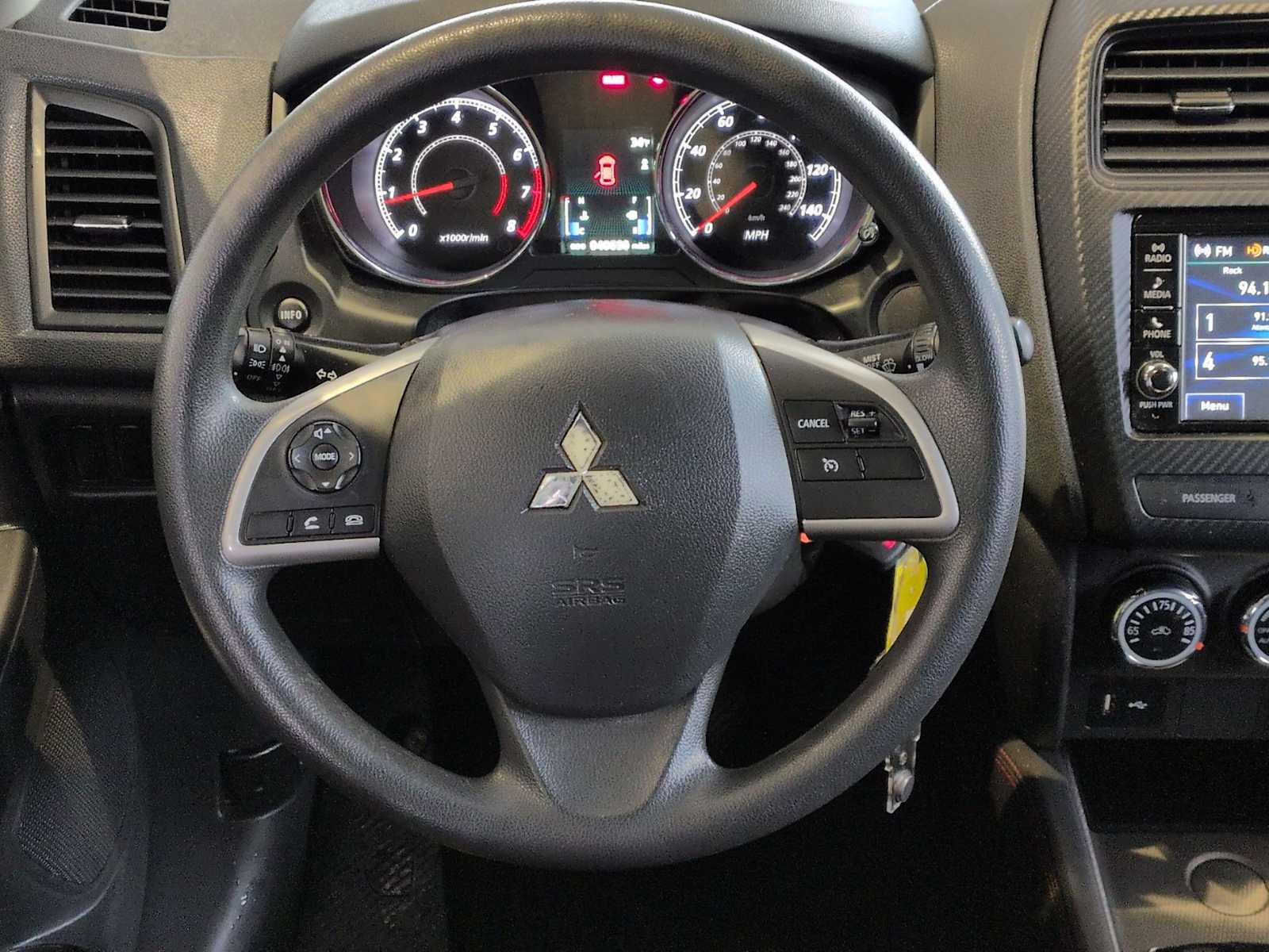 Thumbnail: 2018 Mitsubishi Outlander Sport - 21