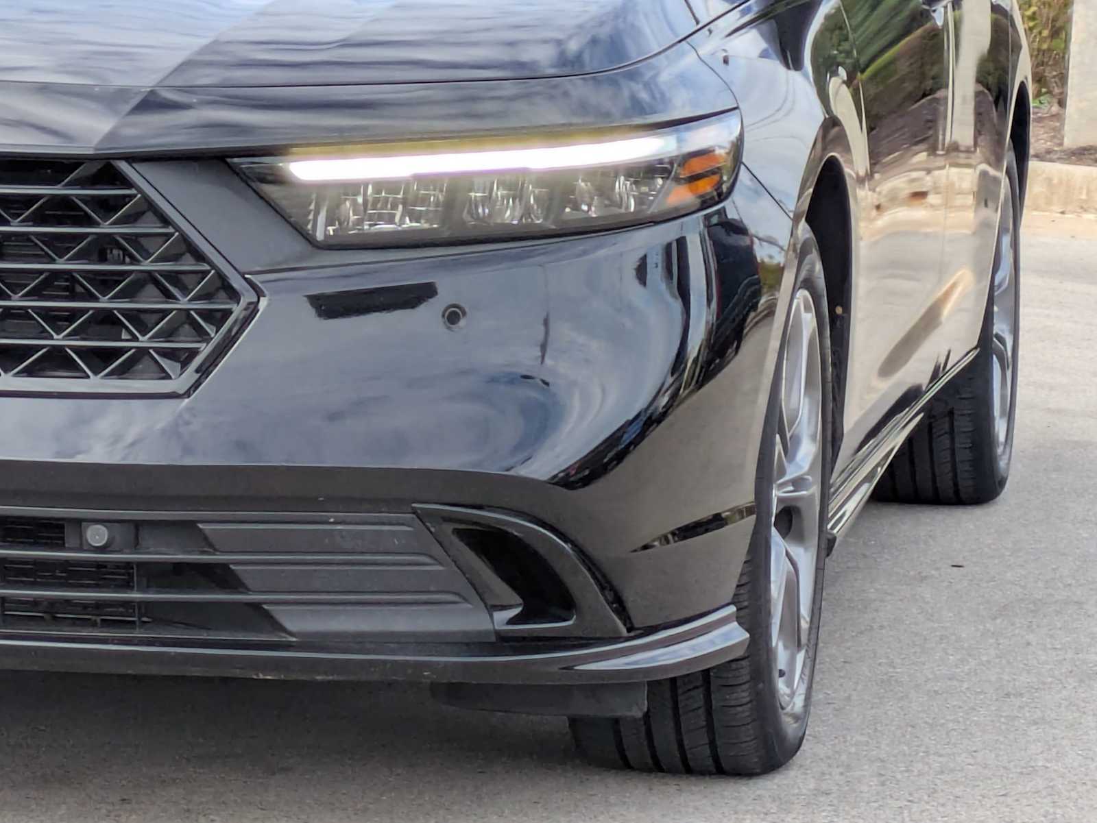 Thumbnail: 2023 Honda Accord - 10