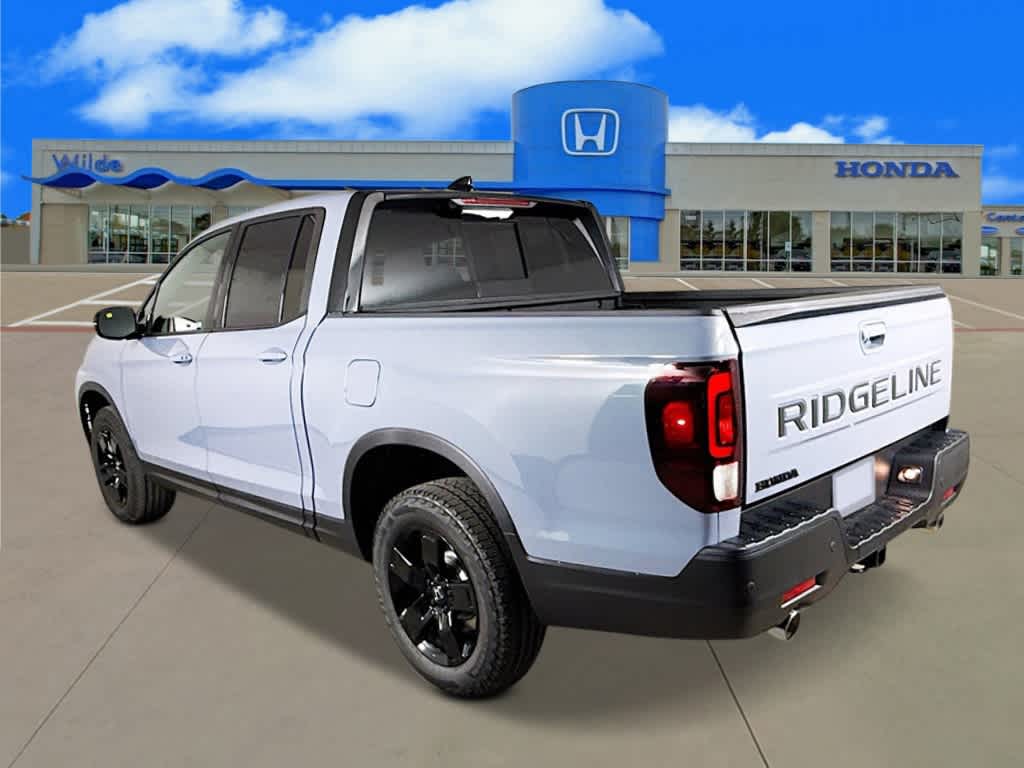 2026 Honda Ridgeline Black Edition photo 2