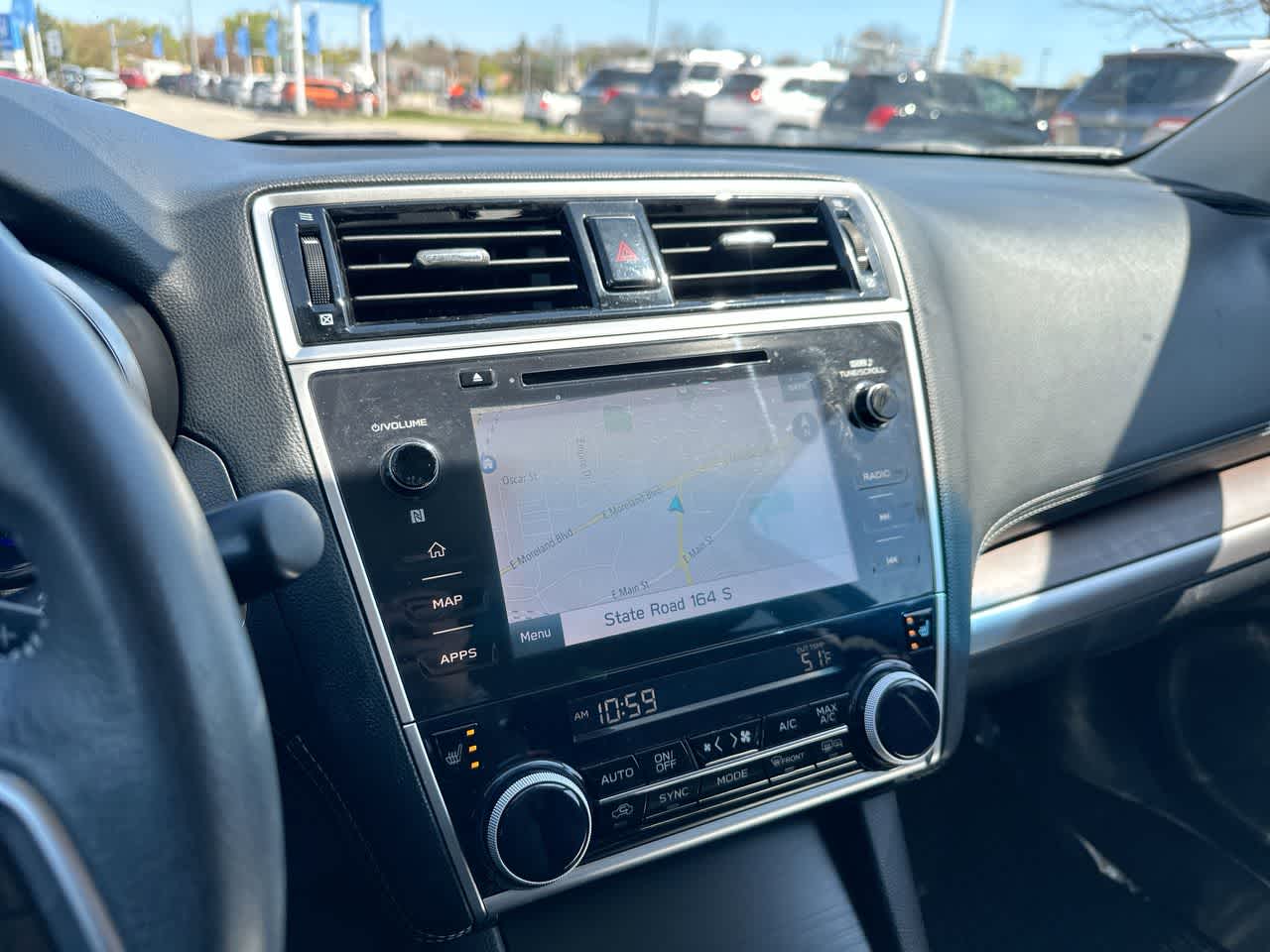 2018 Subaru Outback Limited 32