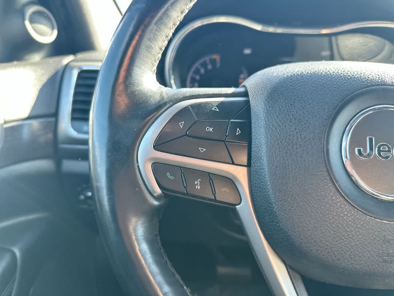 Thumbnail: 2018 Jeep Grand Cherokee - 29