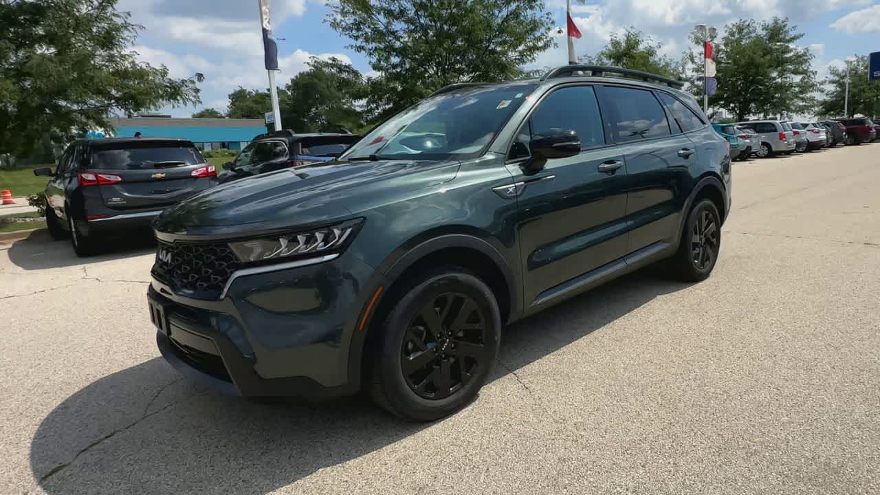 Thumbnail: 2022 Kia Sorento - 4