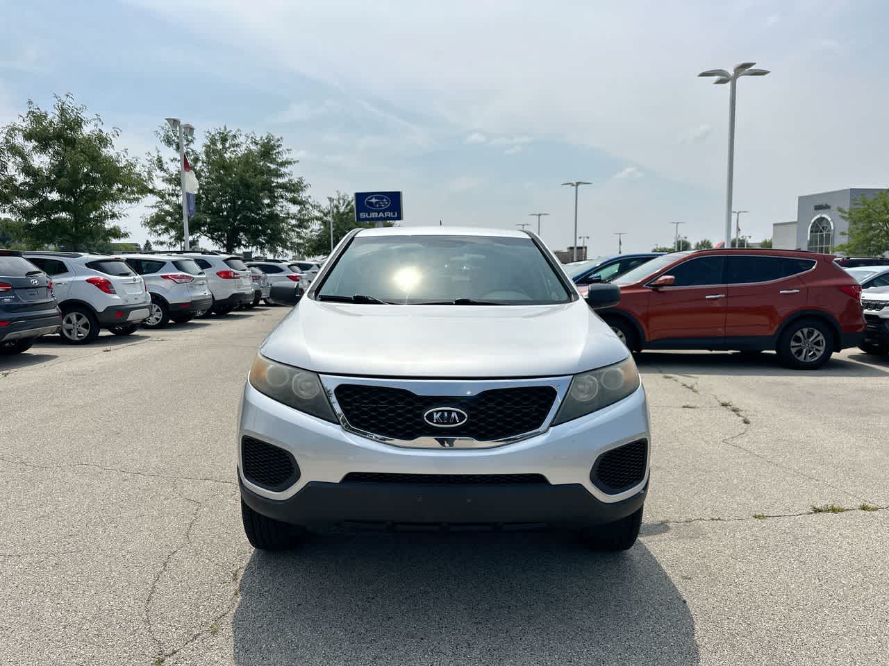 Thumbnail: 2011 Kia Sorento - 16