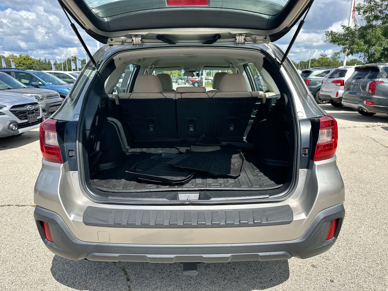 Thumbnail: 2018 Subaru Outback - 35