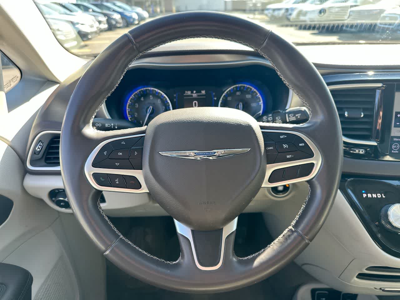 Thumbnail: 2018 Chrysler Pacifica - 28