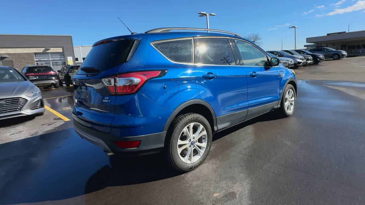 Thumbnail: 2018 Ford Escape - 8