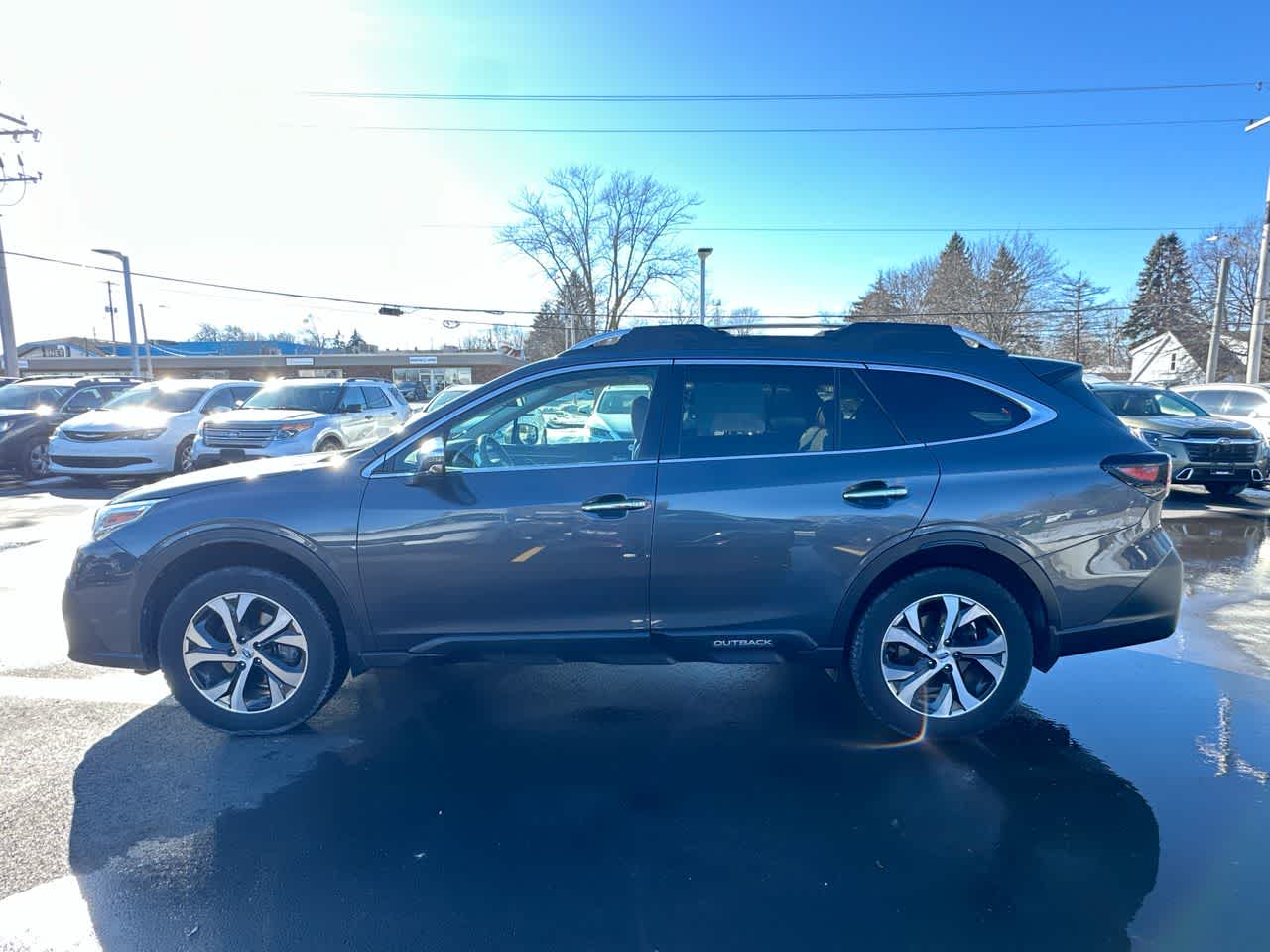 Thumbnail: 2020 Subaru Outback - 10