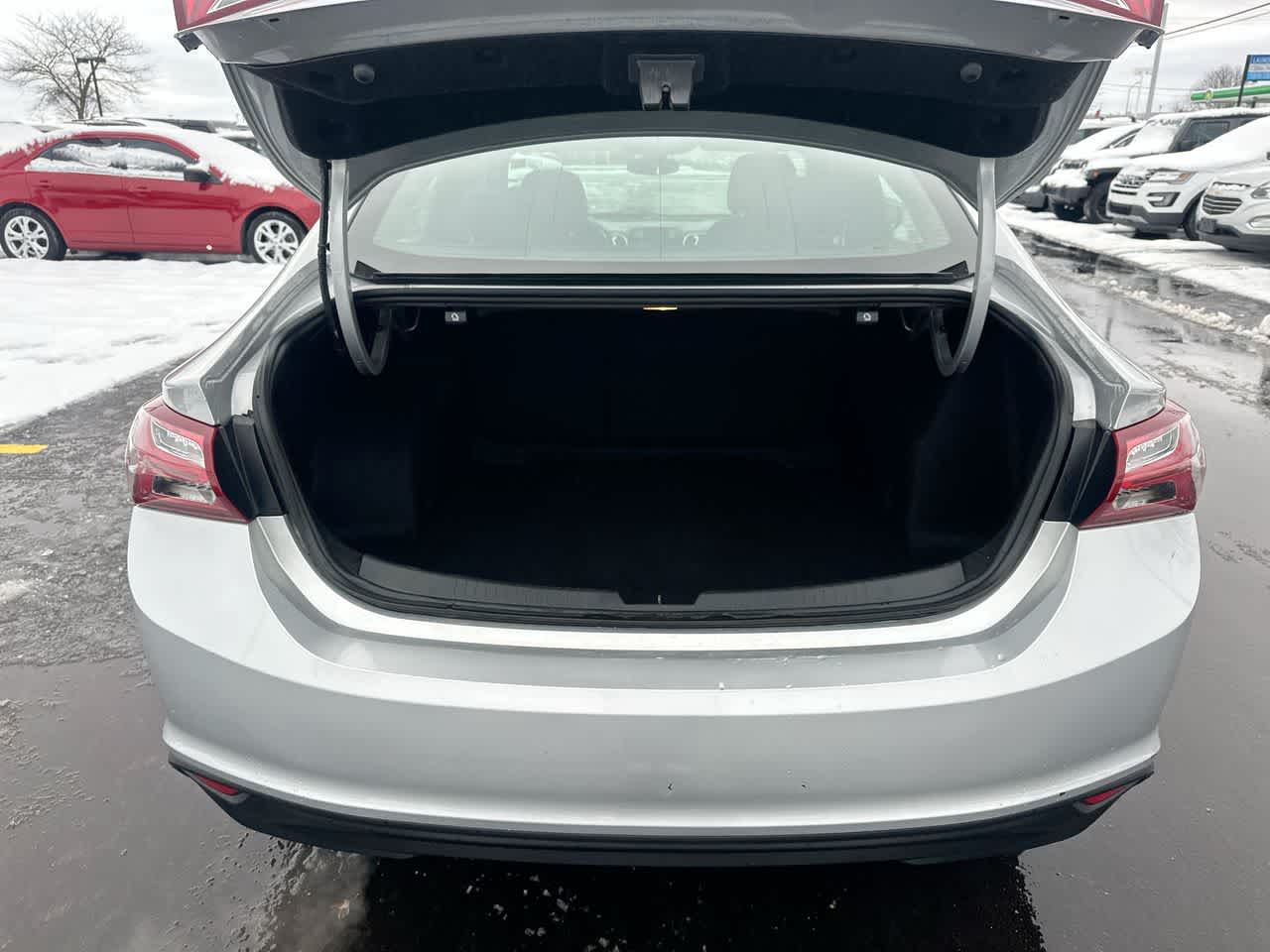 Thumbnail: 2020 Chevrolet Malibu - 36