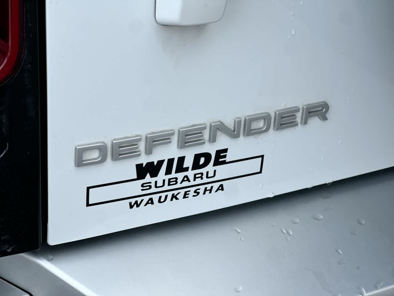 Thumbnail: 2025 Land Rover Defender - 17