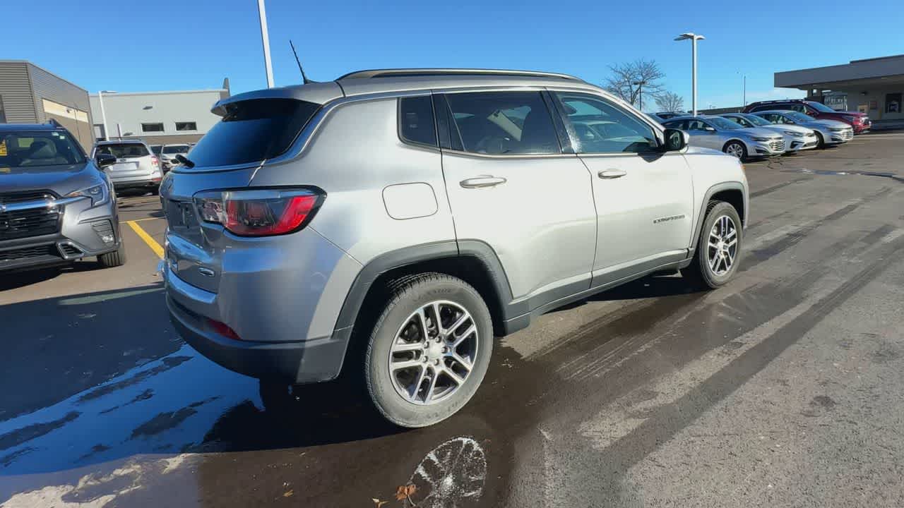 Thumbnail: 2018 Jeep Compass - 8