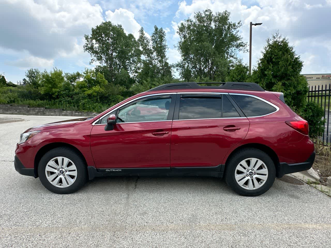Thumbnail: 2018 Subaru Outback - 17