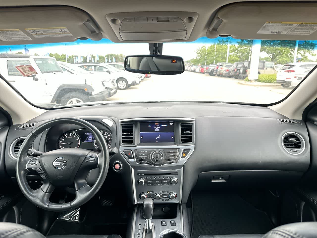 2017 Nissan Pathfinder SL 20
