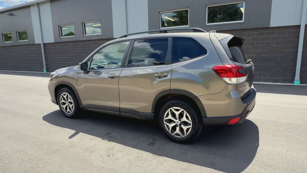 Thumbnail: 2020 Subaru Forester - 5