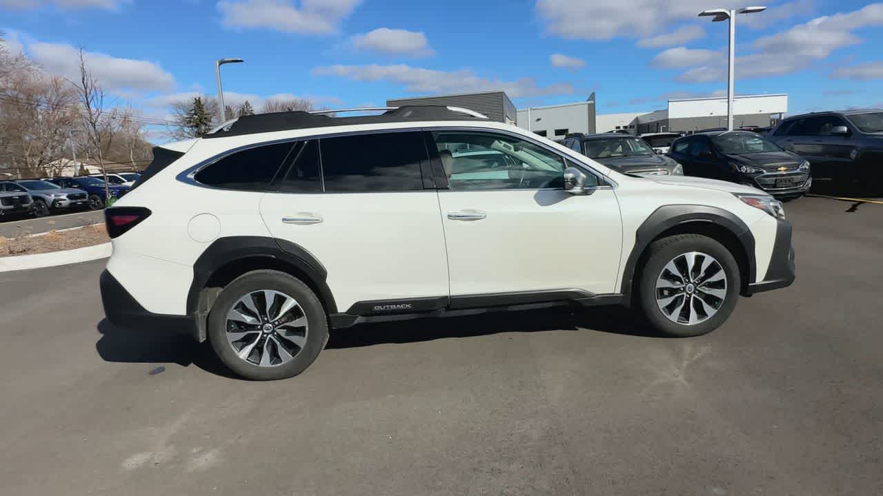 Thumbnail: 2023 Subaru Outback - 9