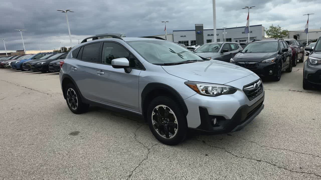 2022 Subaru Crosstrek Premium photo 2