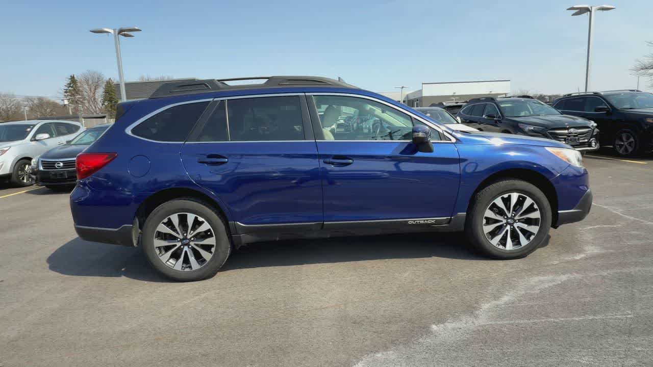 Thumbnail: 2017 Subaru Outback - 10