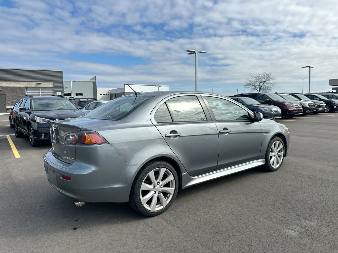 Thumbnail: 2014 Mitsubishi Lancer - 13