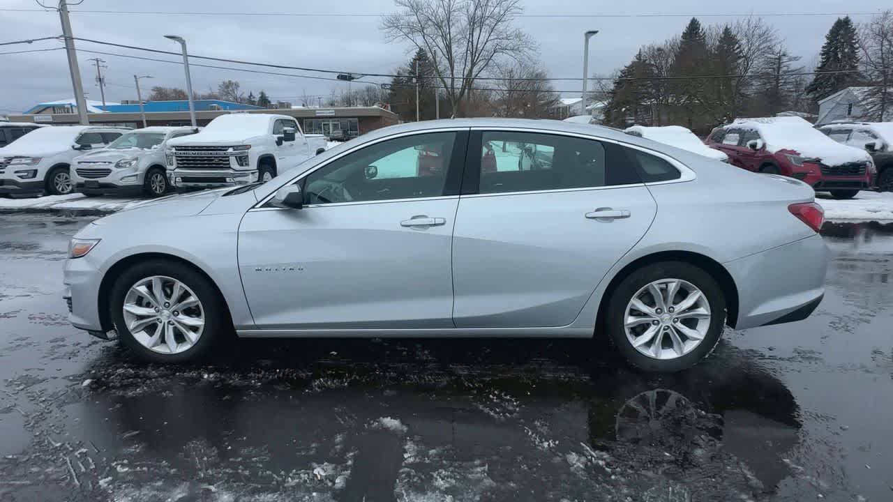 Thumbnail: 2020 Chevrolet Malibu - 5