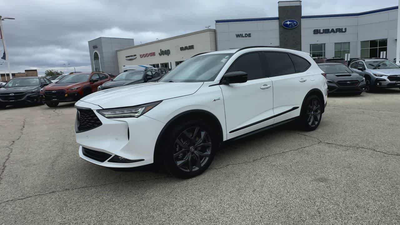 2022 Acura MDX A-Spec photo 3