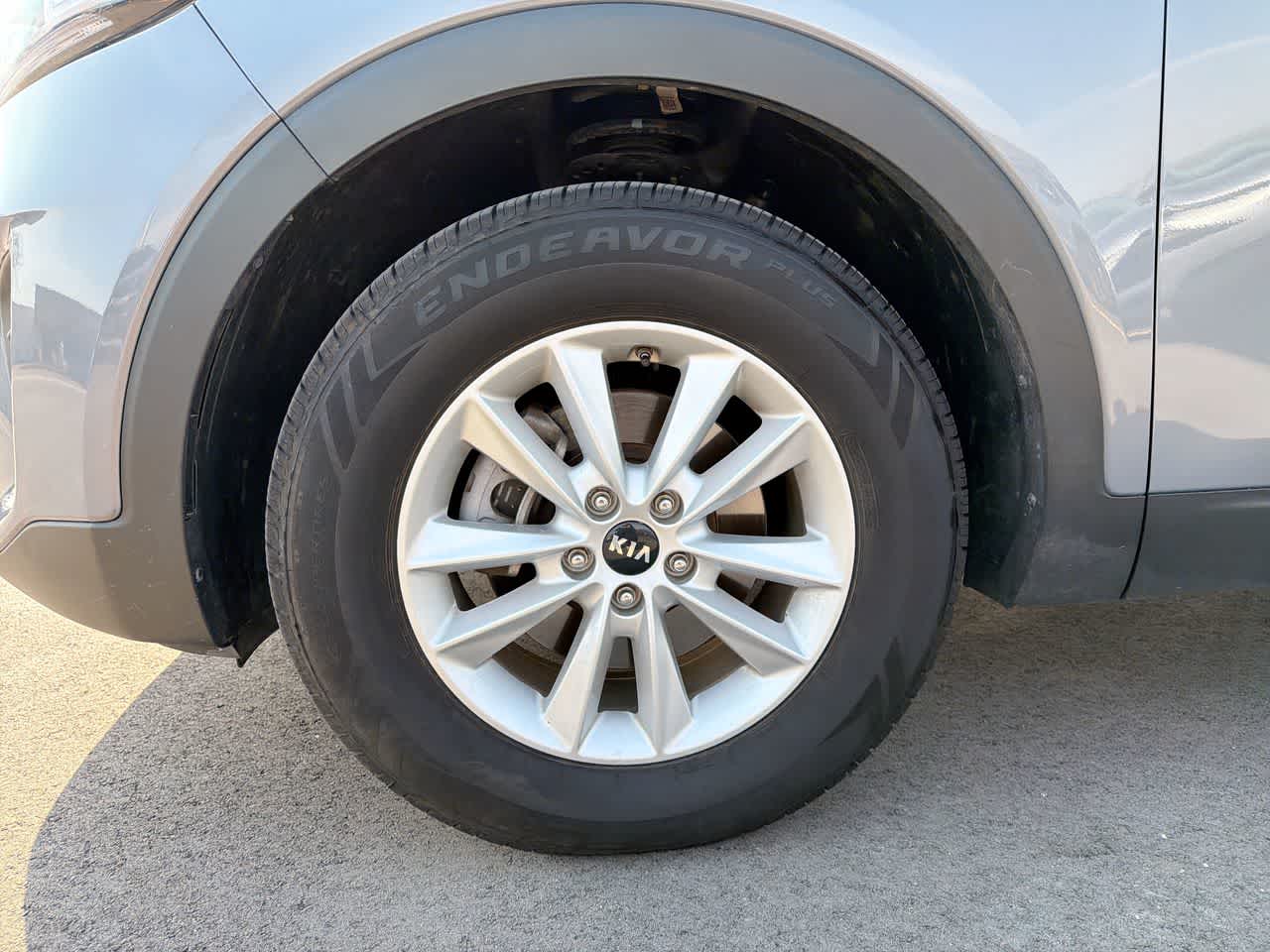 Thumbnail: 2020 Kia Sorento - 20