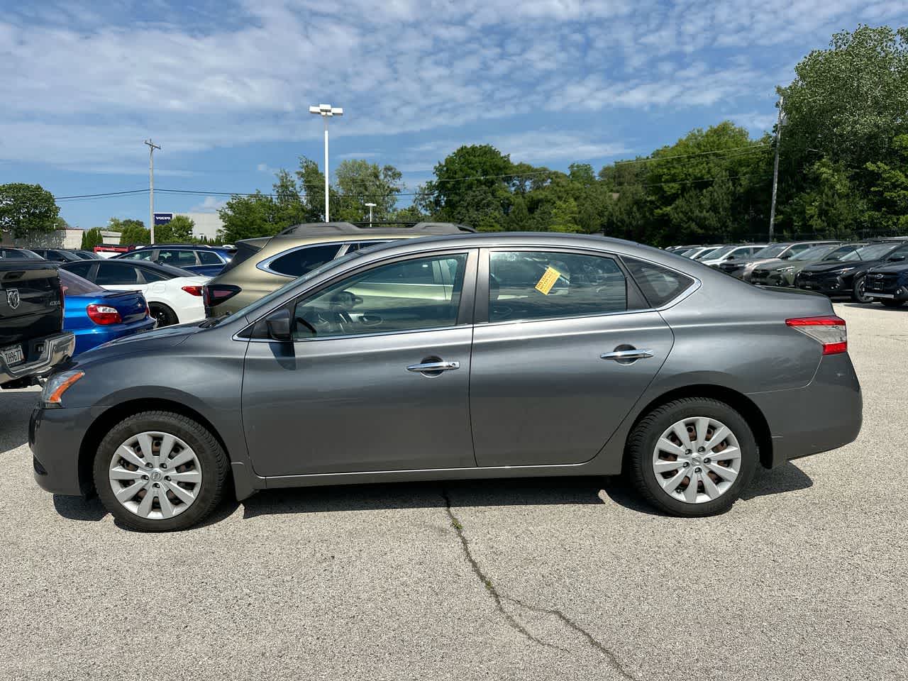 Thumbnail: 2015 Nissan Sentra - 13