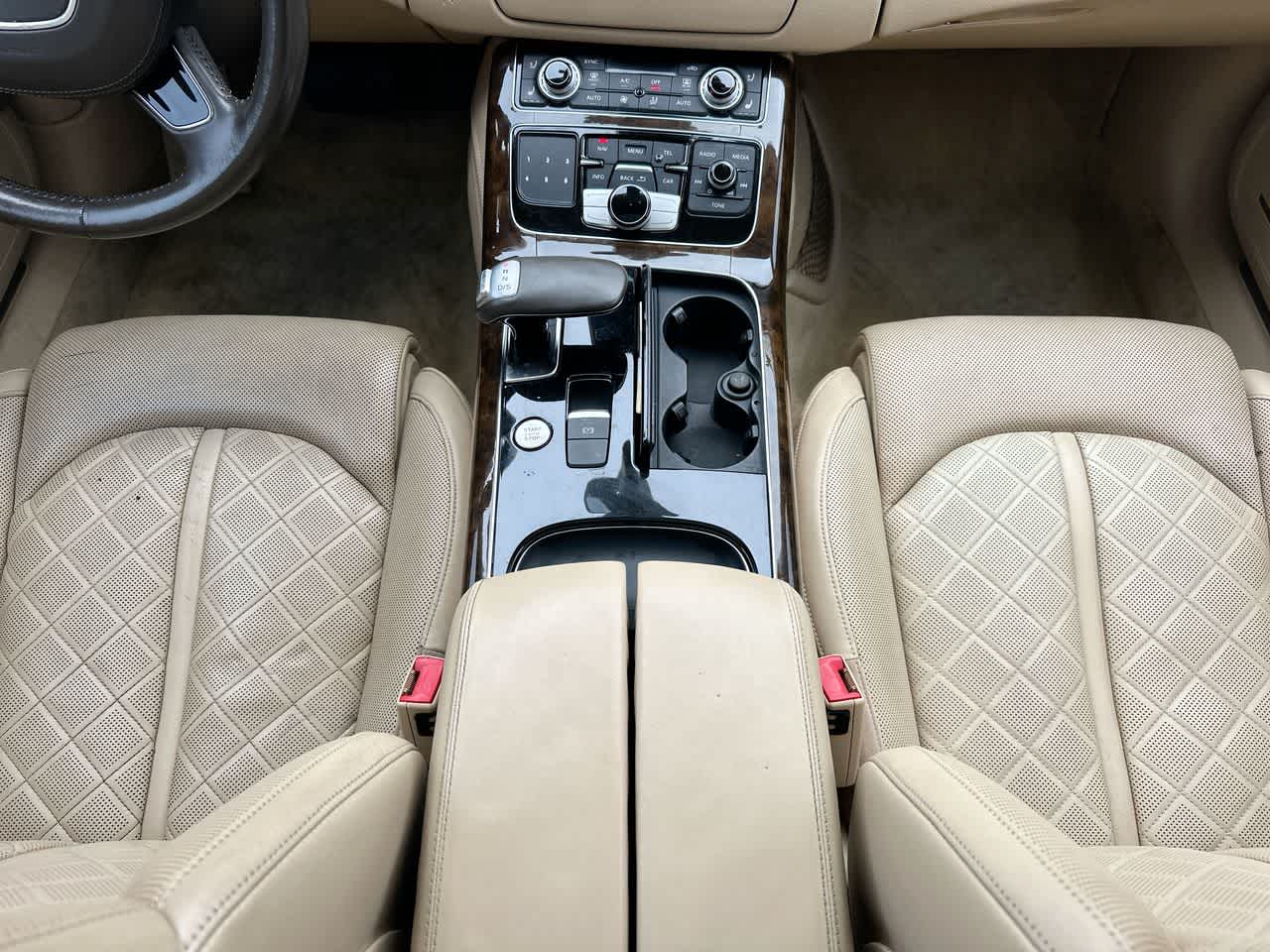 Thumbnail: 2015 Audi A8 - 31