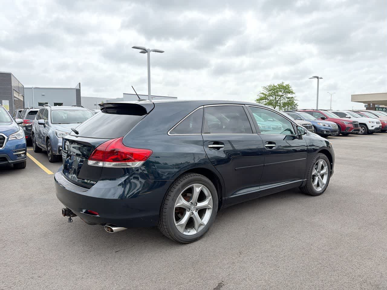 Thumbnail: 2014 Toyota Venza - 13